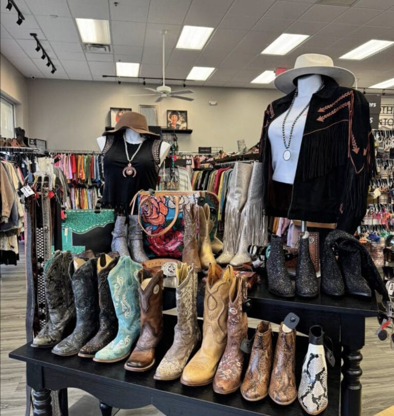 Clothes Mentor Park North 1 768x812