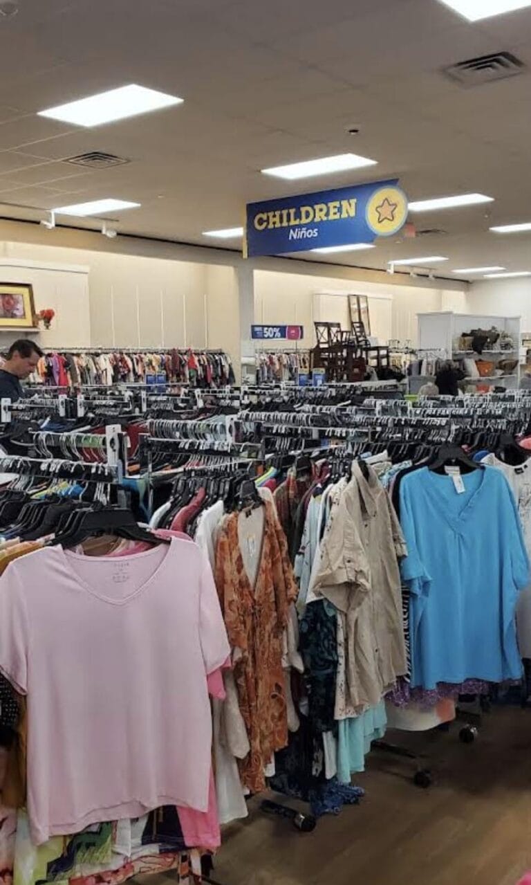 Goodwill Store Spring Branch 1 768x1279