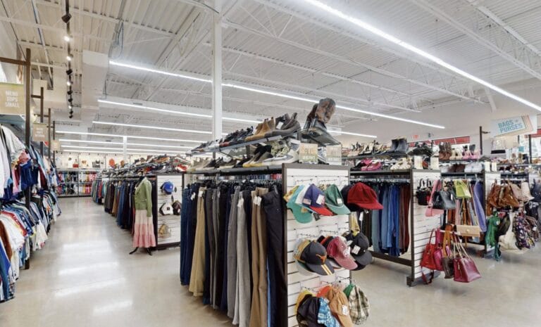 Uptown Cheapskate Stone Oak scaled 1 768x465